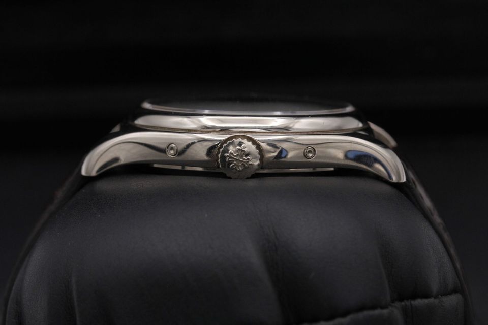 Patek Philippe Complications 5146G-001 Image 3